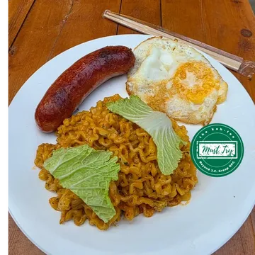 Regular Hungarian noodles combo